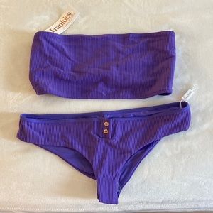 NWT Frankie’s Ribbed Bikini set size medium